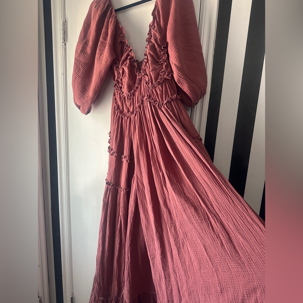 Zebubeyou Etsy One Size Fits All Mauve Ruffled Maxi Dress - Picture 3 of 5